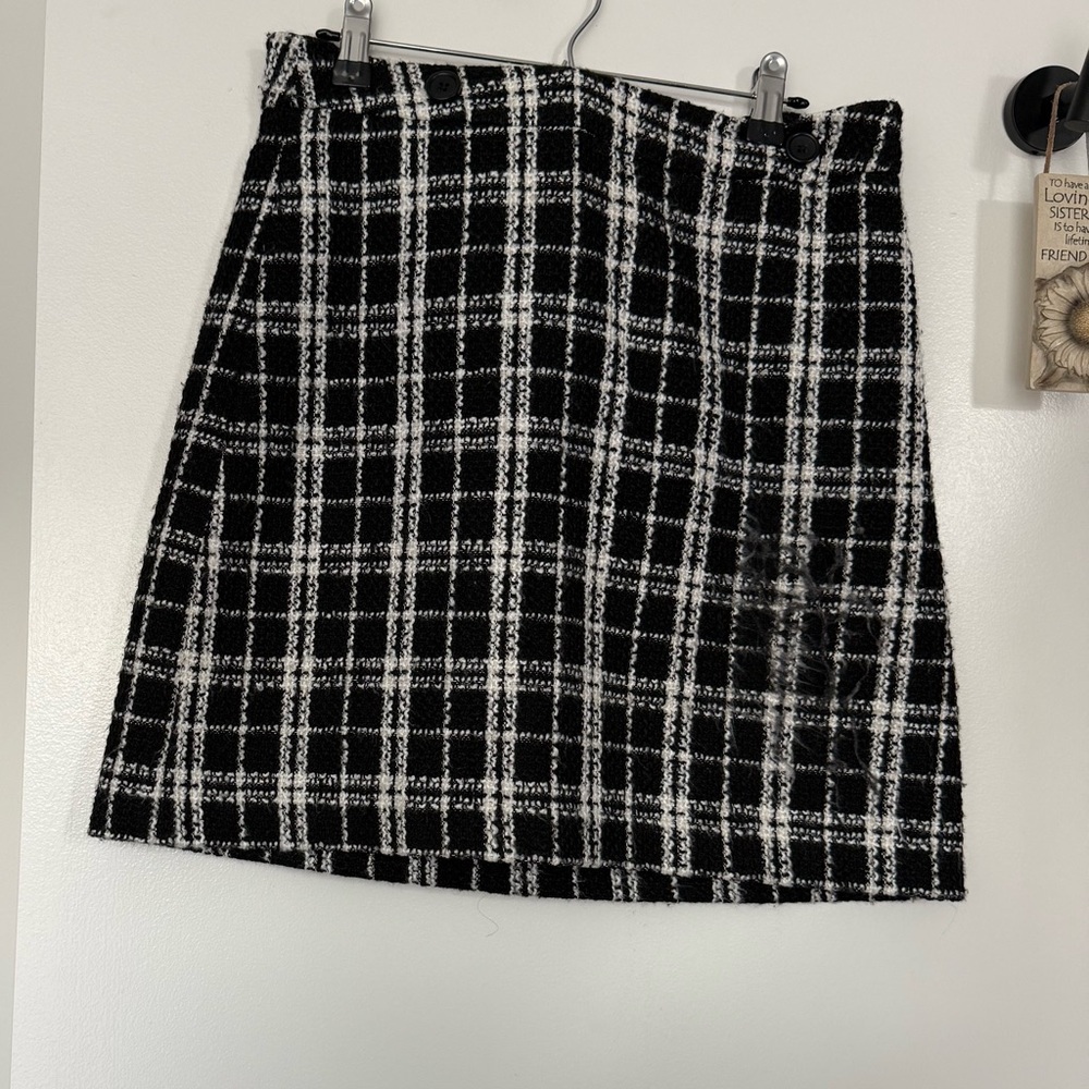 Banana Republic Black and White Checkered Mini Skirt